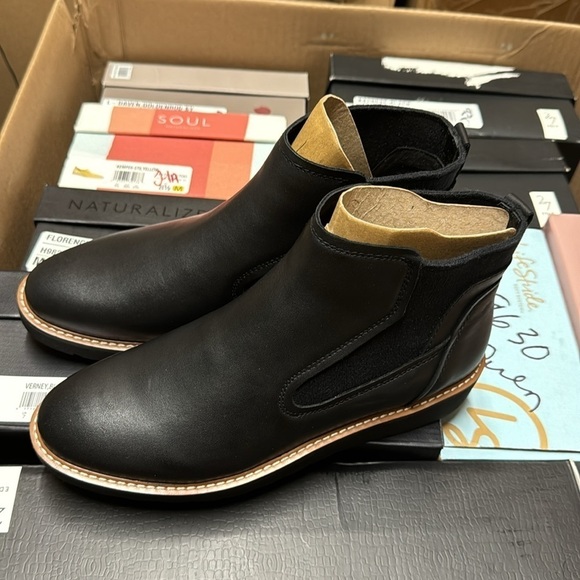 Naturalizer Leather Slip-On Booties - Annaleigh - Picture 6 of 7